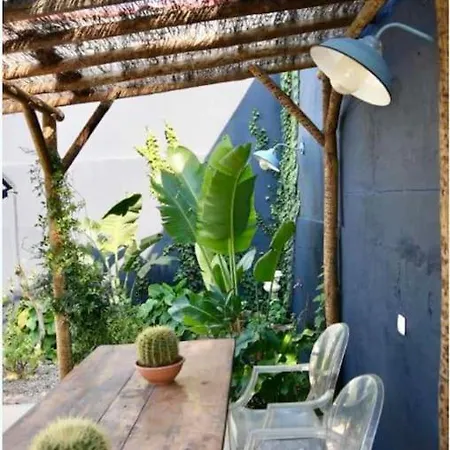 Sublime 50m2 Avec Acces Piscine كاباريكا